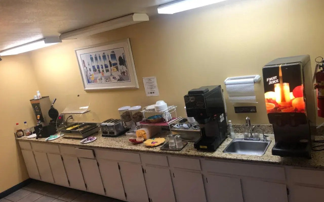 Nendels Inn & Suites