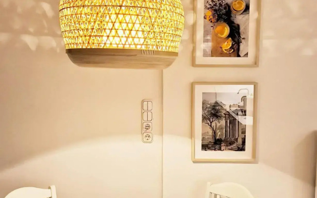 Hillside Apartment with AC & heating in Grande Maison