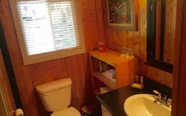 Harbor 90 Guest House (Adults Only)