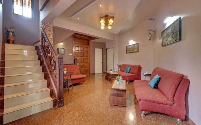 Mahinder Inn By Sapphire Stays