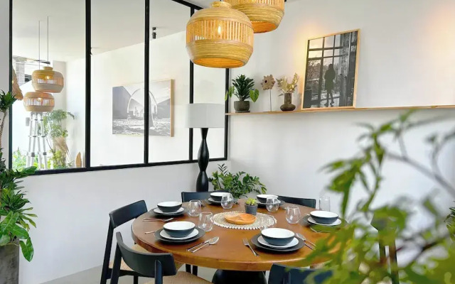 House of Yin