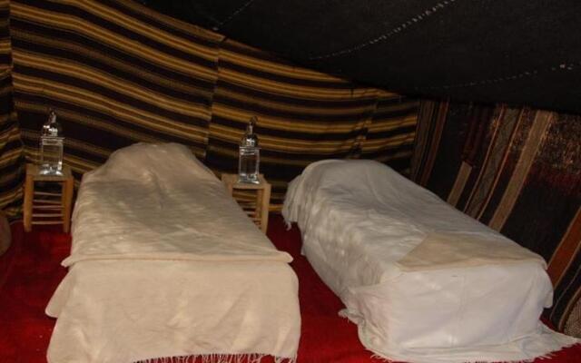 Bivouac Radoin Sahara Expeditions