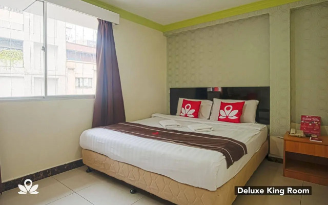 ZEN Rooms Masjid India