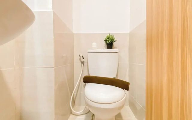 Comfy Stay 2Br At Meikarta Apartment