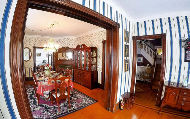 Blue Gables Bed and Breakfast