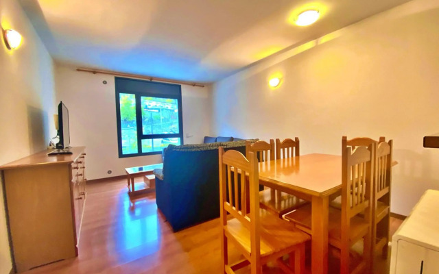 Tucamp 2,2 Justo al lado del telecabina