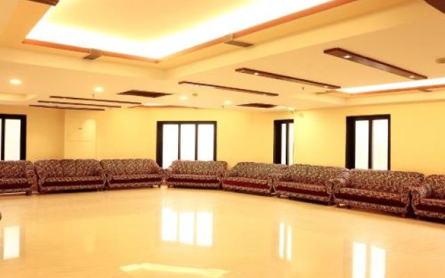 OYO Rooms Jatin Das Park Metro Station