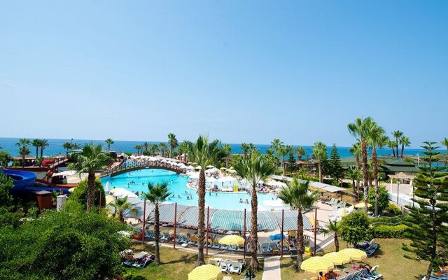 Oz Hotels İncekum Beach Resort