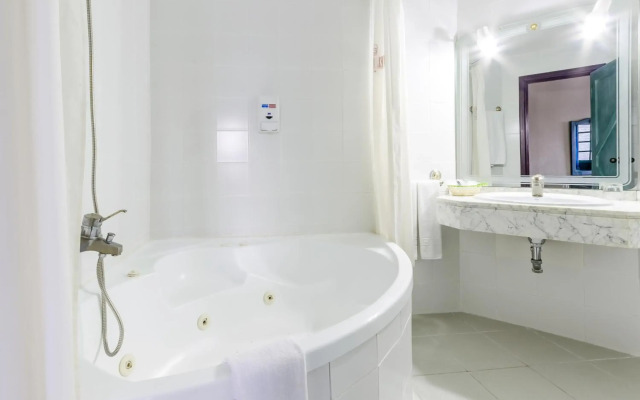 Hotel Almagro