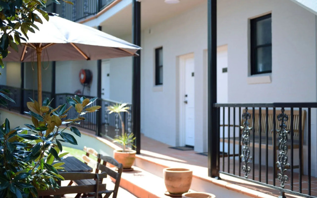 High Cross Randwick by Sydney Lodges