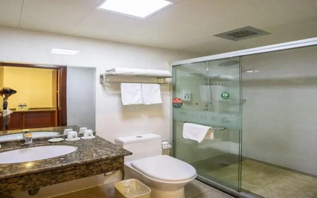 GreenTree Inn Jiangsu Taizhou XingHua Middle Yingwu Road Express Hotel