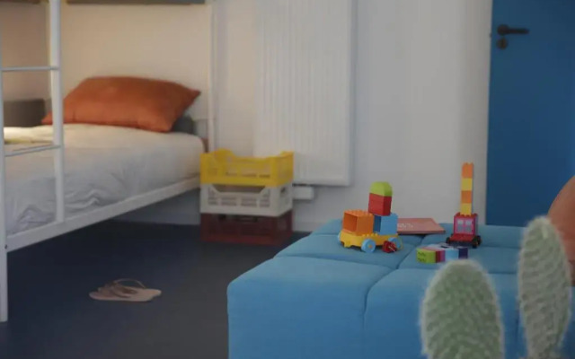 Spacious family flat near the beach (6-8 pers)