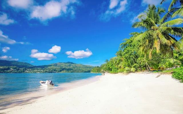 Pineapple Beach Villas