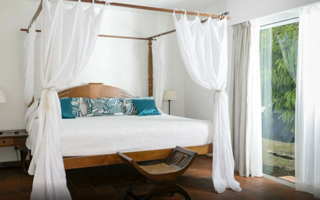 Esmeralda Resort
