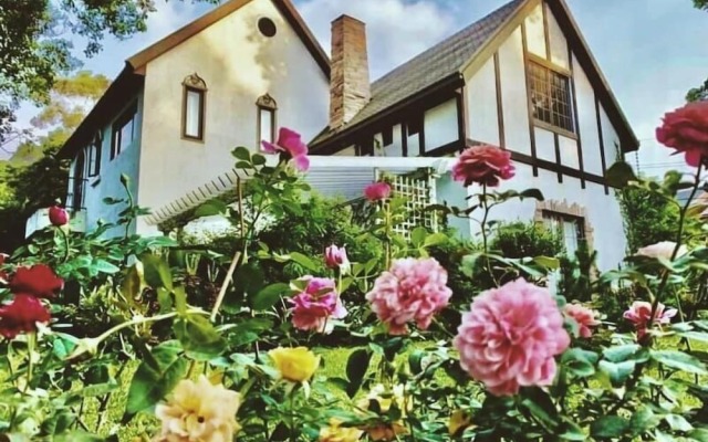 Artvilla Village