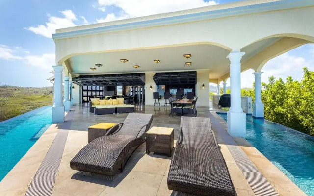 Cliff Villa