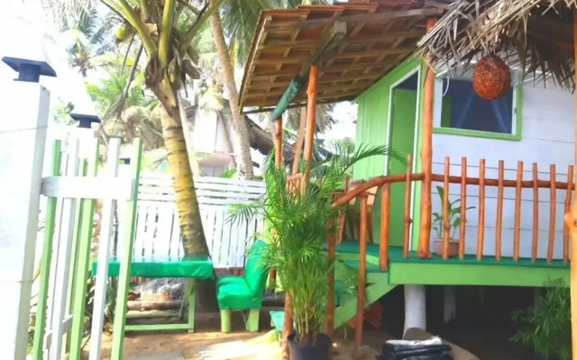 Luna Beach Home & Cabanas - Hostel