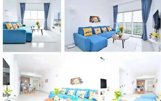 Minions Homestay_Near KLIA_WIFI + TV Box