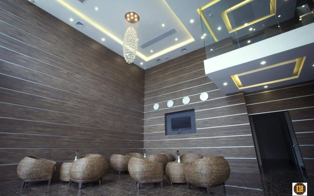 Elegant Hotel Pyi Thar Yar