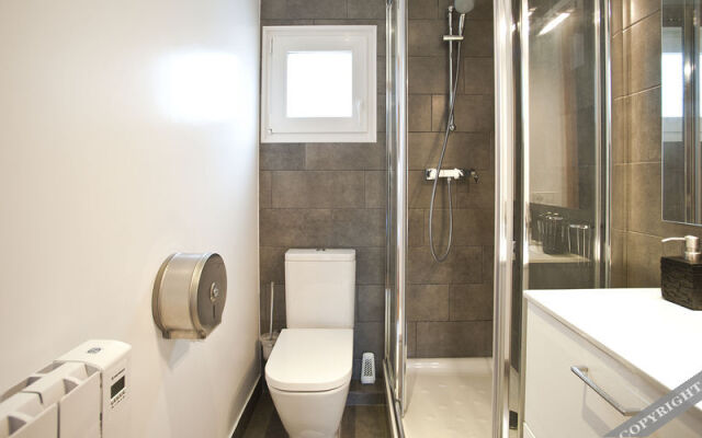 APTBCN Gran Via Guest House