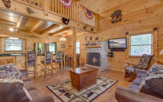 Mountain Dreams, 4 Bedrooms, Sleeps 11, Pool Access, Game Room, Hot Tub