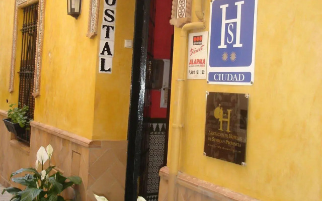 Hostal Arias