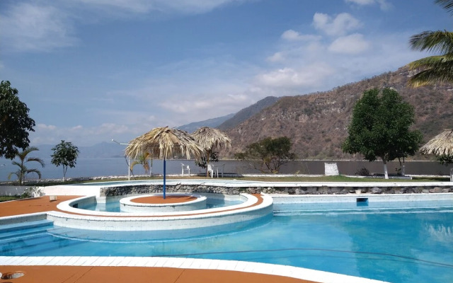 Tzanjuyú Bay