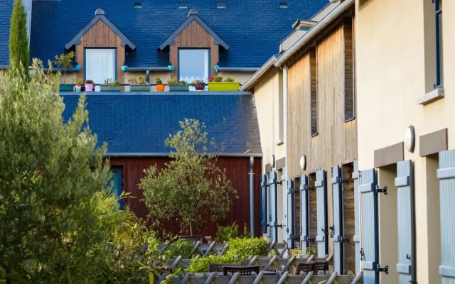 Beautiful Luxury Apartment Near a Breton Oyster Village