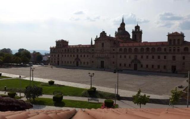 Hostal Medievo