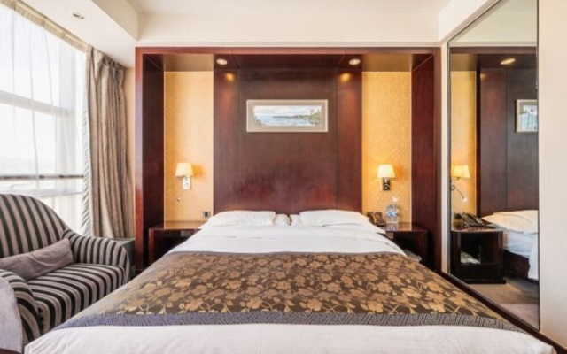 East River International Hotel – Guest Rooms – Yulin