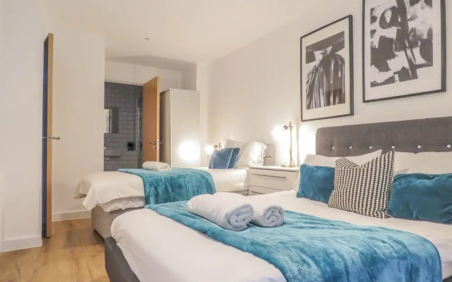 Tudors eSuites Birmingham Canalside Apartments