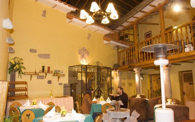Hotel & Mirador Los Apus