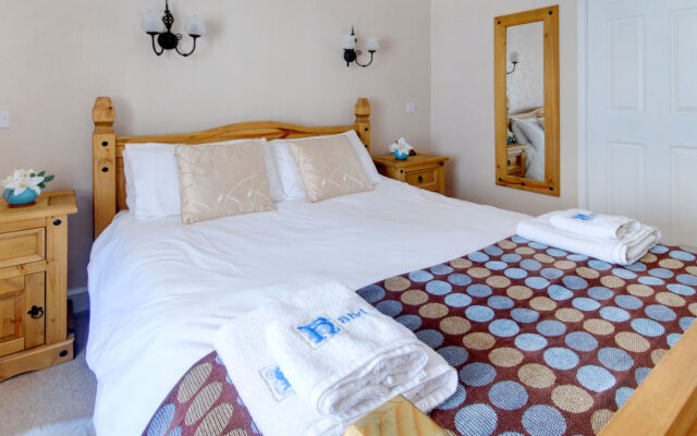 Holiday Home Quay Cottage