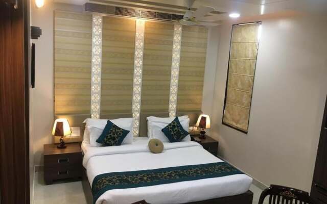 Hotel Ozas Grand
