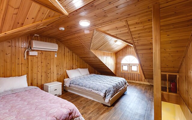 Tongyeong Ji and Park Pension