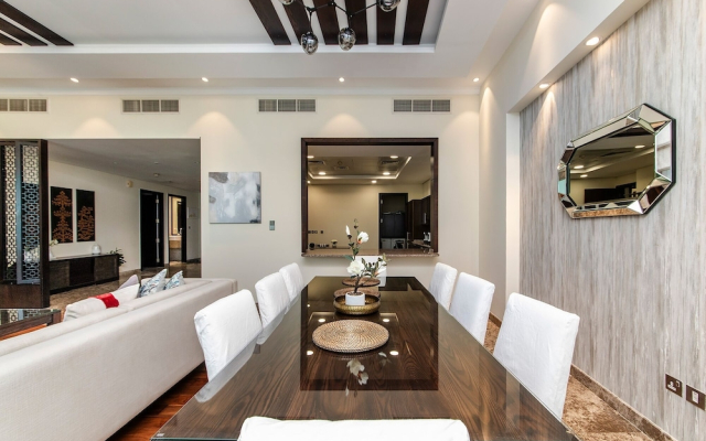 Family luxury residence on Palm Jumeirah