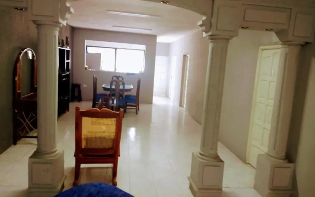 Casa Ixchel 450m to Downtown, Wifi, Hot water, AC