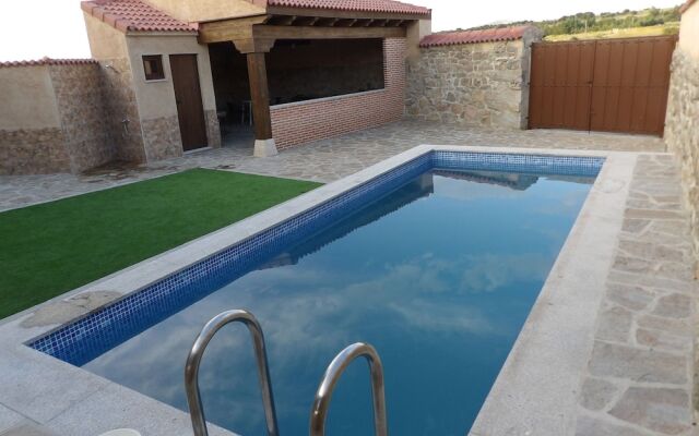 Fantastic Holiday Home in Ávila<u+200e> With Mountain View