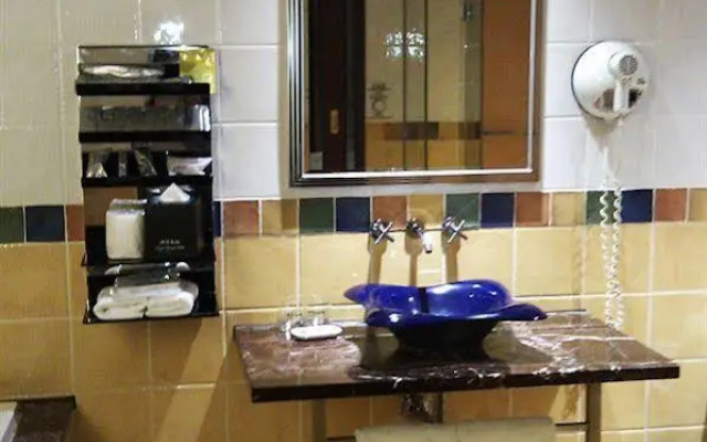 Royal Group Hotel Wu Fu Branch