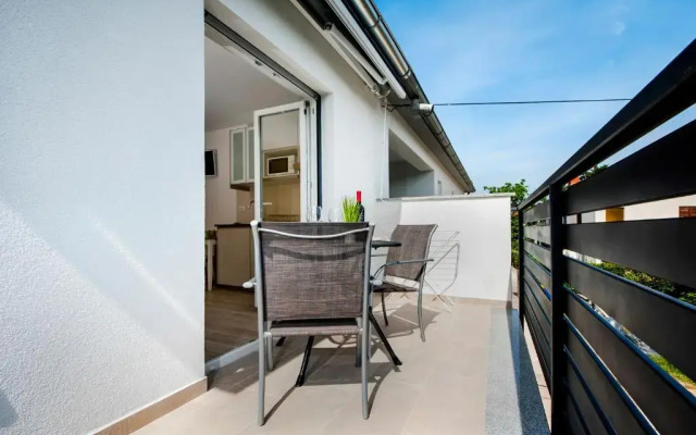 Apartment and Studio Tereza