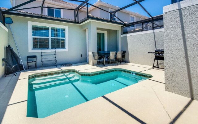 5 Bedroom House for 10 at Storey Lake