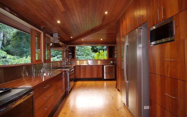 Port Douglas Valley Retreat