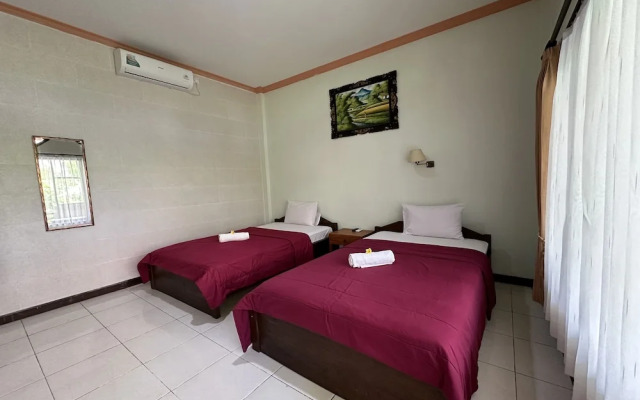 Taxa Raya Guest House