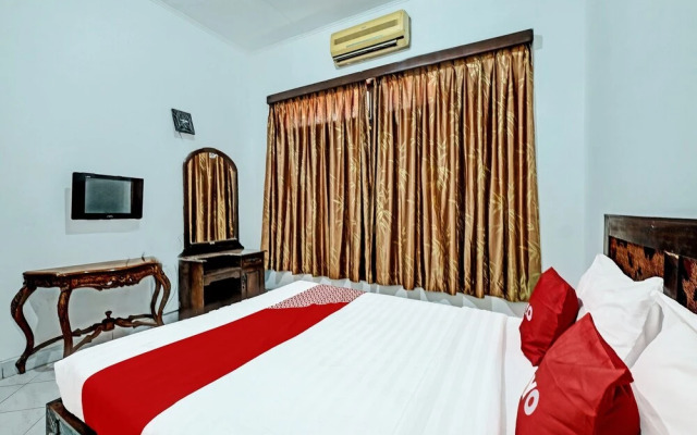 OYO 90283 Hotel Rajadani Ackni