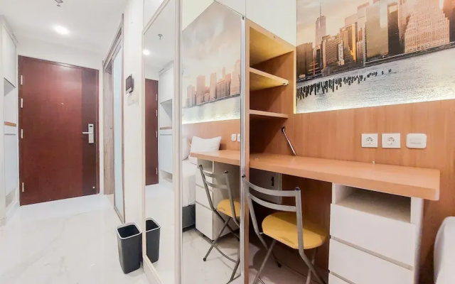 Cozy Living And Comfy Studio Sky House Bsd Apartment