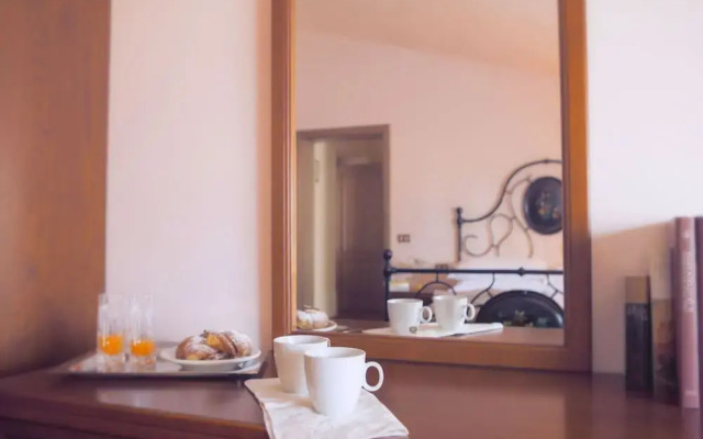 Cozy Farmhouse With Campriano With Swimming Pool