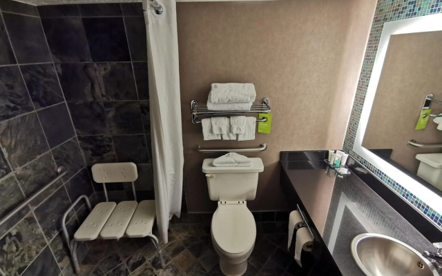 iHOTEL & Conference Center Red Deer