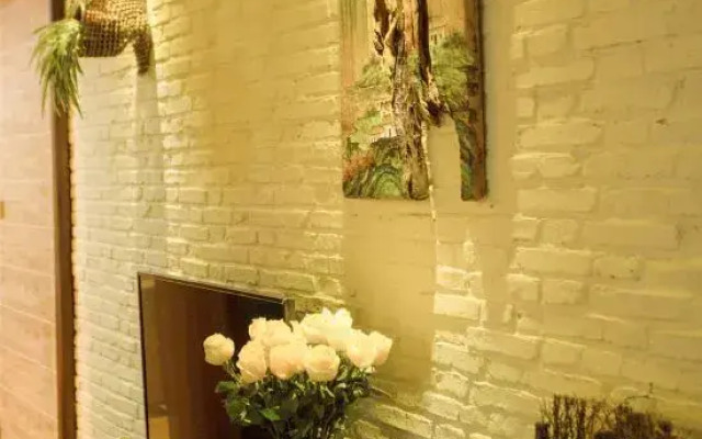 Shuhe Yanchao Hostel