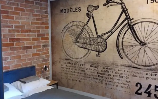 Star 66 East by Cracow Moods. Loft2b