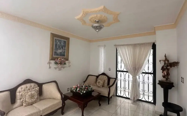 Family Friendly Haven Villa in Chapala